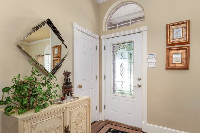6703 Landover Hills Lane, Arlington, TX 76017