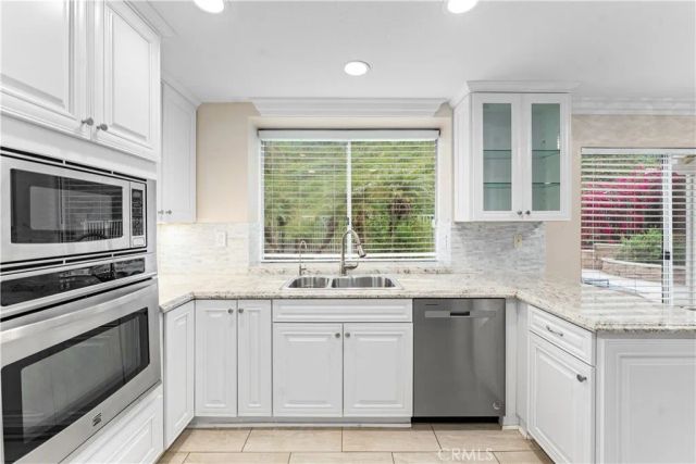 1535 San Almada Road, Corona, CA 92882
