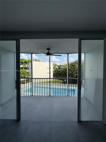 1680 NE 191st St 310-2, Miami, FL 33179
