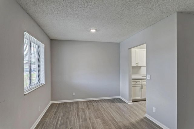9186 Roan Lane, West Palm Beach, FL 33403