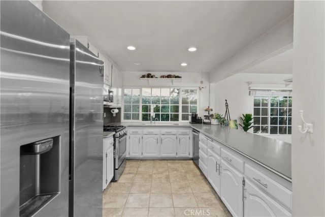 25631 Bellerive, Valencia, CA 91355