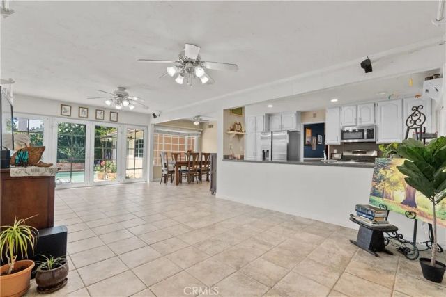 25631 Bellerive, Valencia, CA 91355
