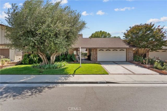 25631 Bellerive, Valencia, CA 91355