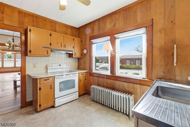 715 New Brunswick Ave, Pohatcong Twp., NJ 08865