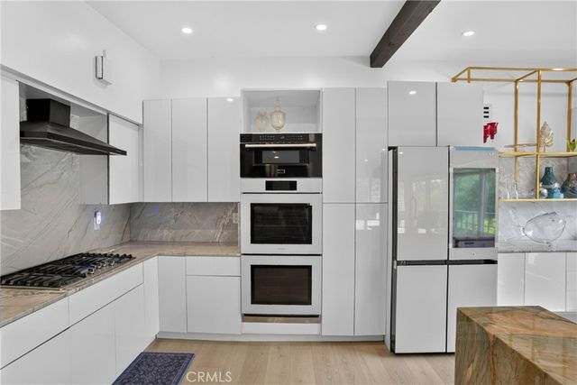 22061 Londelius Street, West Hills, CA 91304