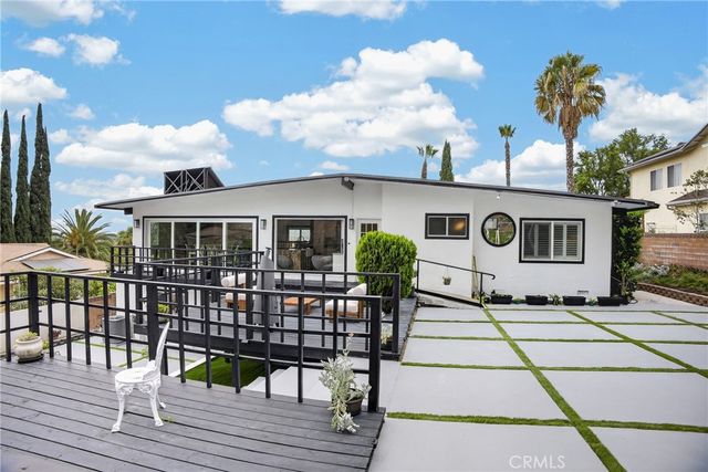 22061 Londelius Street, West Hills, CA 91304