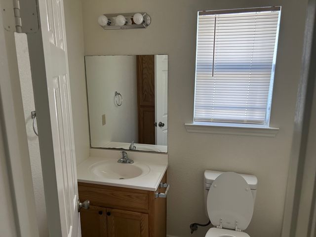 1405 Cherry, Gainesville, TX 76240