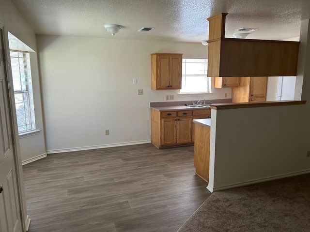 1405 Cherry, Gainesville, TX 76240