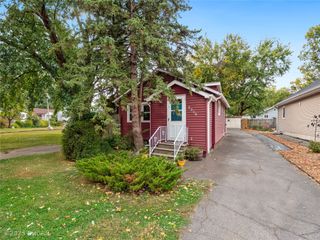 2310 35th Street, Des Moines, IA 50310