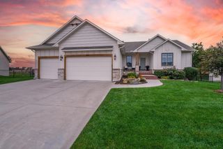 1441 N Shadow Rock Dr, Andover, KS 67002
