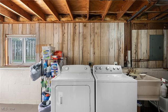 5953 Rosebelle Avenue, North Ridgeville, OH 44039