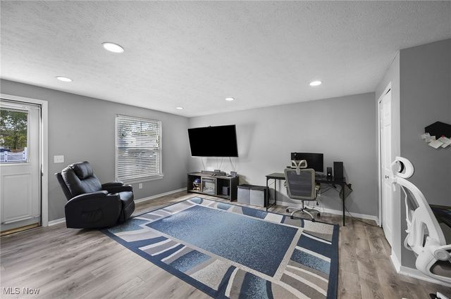 5953 Rosebelle Avenue, North Ridgeville, OH 44039