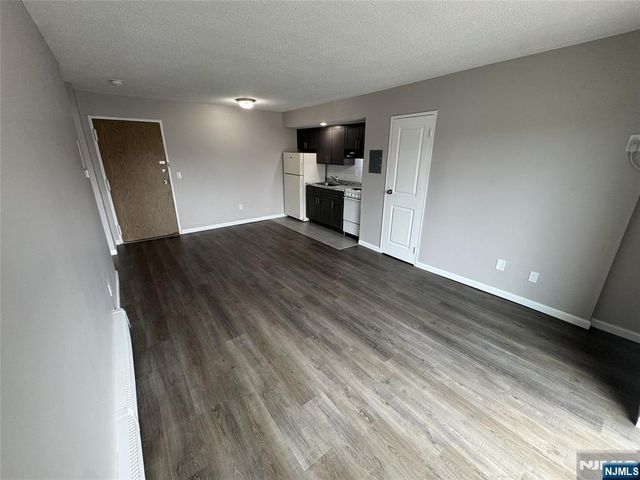 125 Lawrence Street 3C, Hackensack, NJ 07601