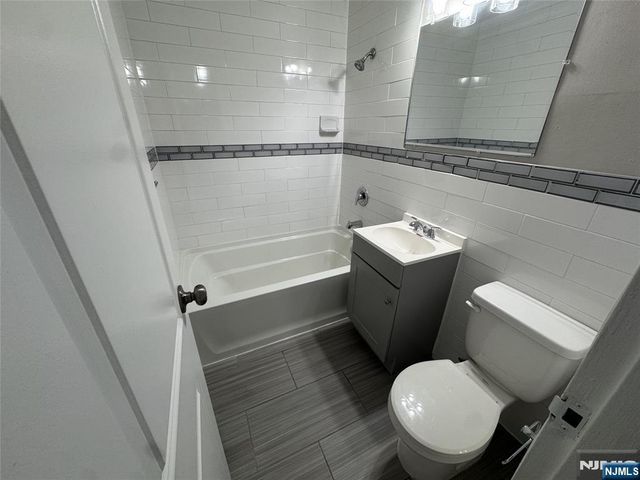 125 Lawrence Street 3C, Hackensack, NJ 07601