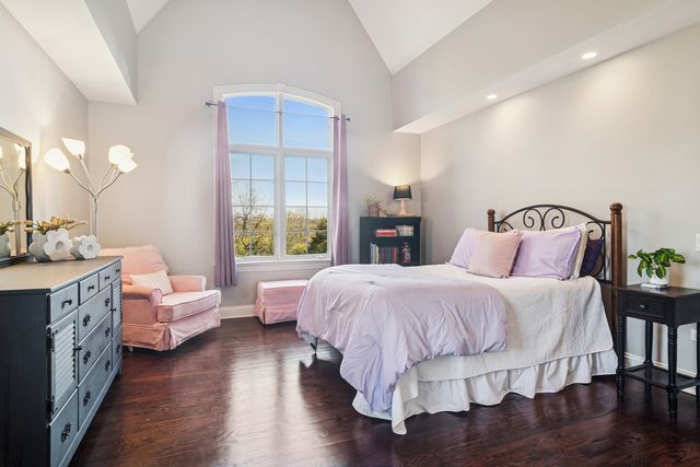 165 Haverton Way, North Barrington, IL 60010