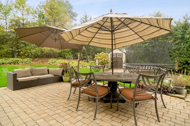 165 Haverton Way, North Barrington, IL 60010