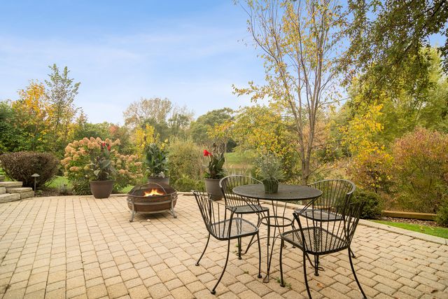 165 Haverton Way, North Barrington, IL 60010