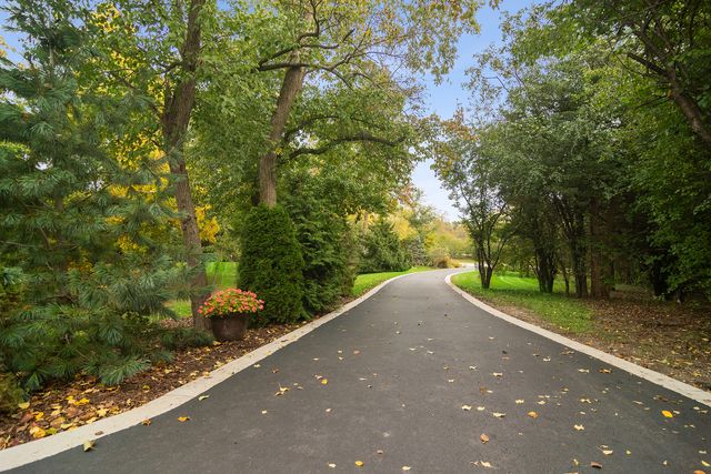 165 Haverton Way, North Barrington, IL 60010