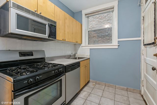 5511 N Winthrop Avenue 1W, Chicago, IL 60640