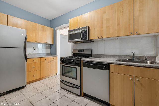 5511 N Winthrop Avenue 1W, Chicago, IL 60640