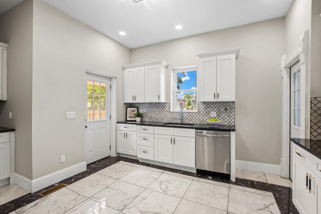 195 N Monroe Avenue, Columbus, OH 43203