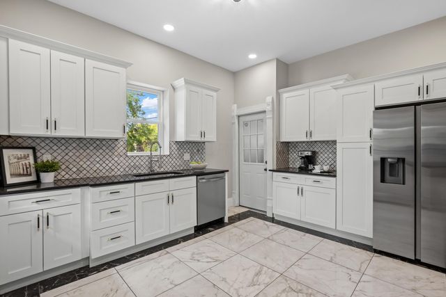 195 N Monroe Avenue, Columbus, OH 43203