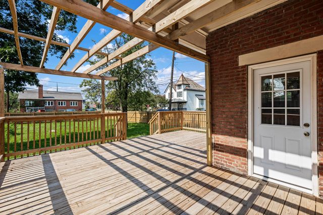 195 N Monroe Avenue, Columbus, OH 43203