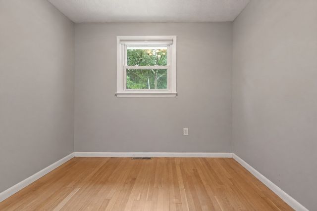 24 Sleigh Rd, Chelmsford, MA 01824
