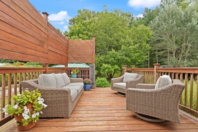 24 Sleigh Rd, Chelmsford, MA 01824