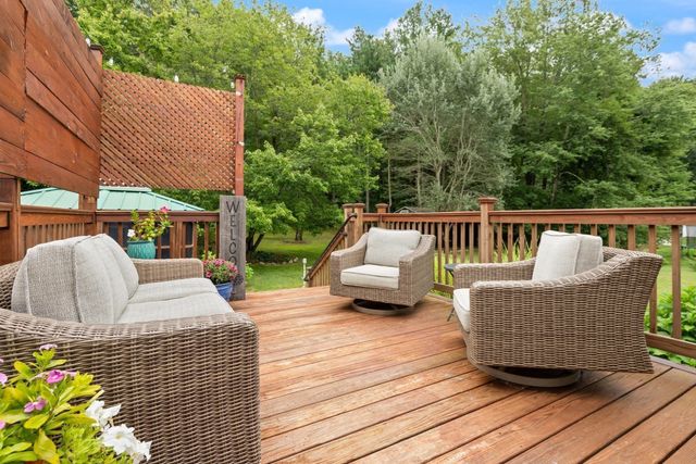 24 Sleigh Rd, Chelmsford, MA 01824