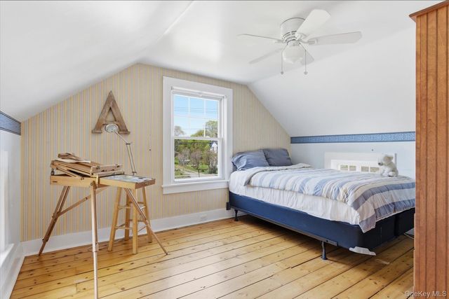 517 Montauk Highway, East Quogue, NY 11942