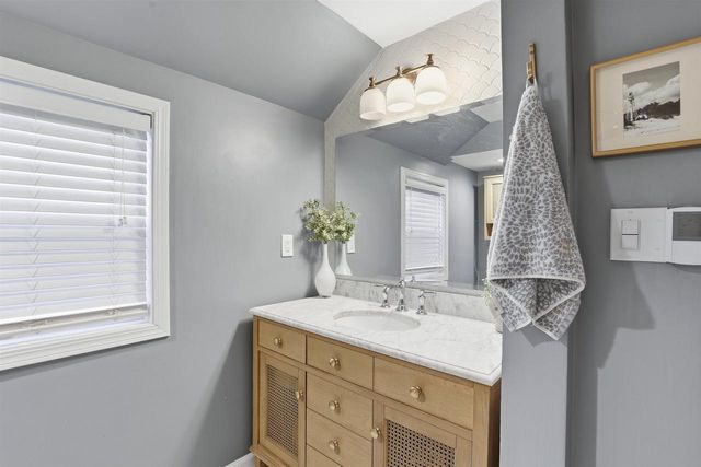 1820 N SUPERIOR STREET, Appleton, WI 54911