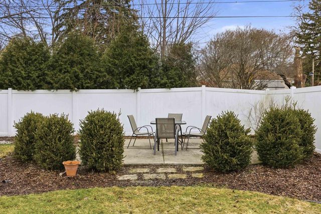1820 N SUPERIOR STREET, Appleton, WI 54911