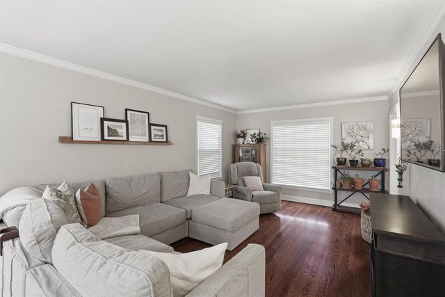 1820 N SUPERIOR STREET, Appleton, WI 54911
