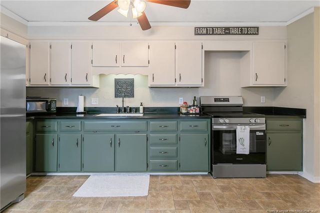 318 Watergap Drive, Fayetteville, NC 28314