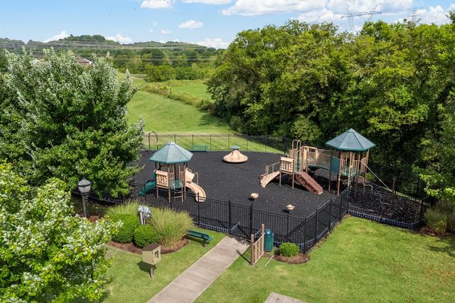 1200 Scarcroft Ln, Nashville, TN 37221