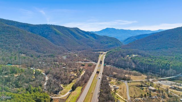 557 High Country Way, Cosby, TN 37722