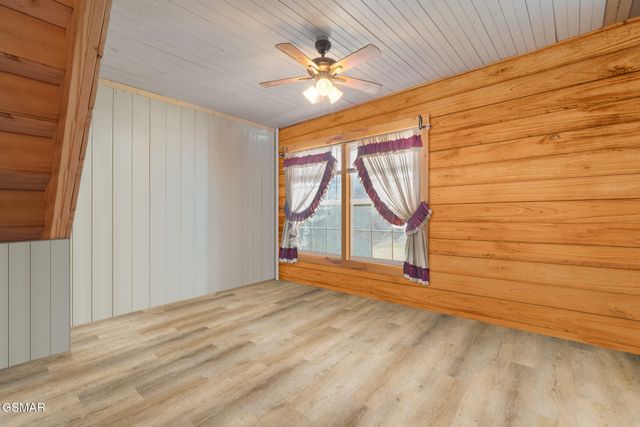 557 High Country Way, Cosby, TN 37722