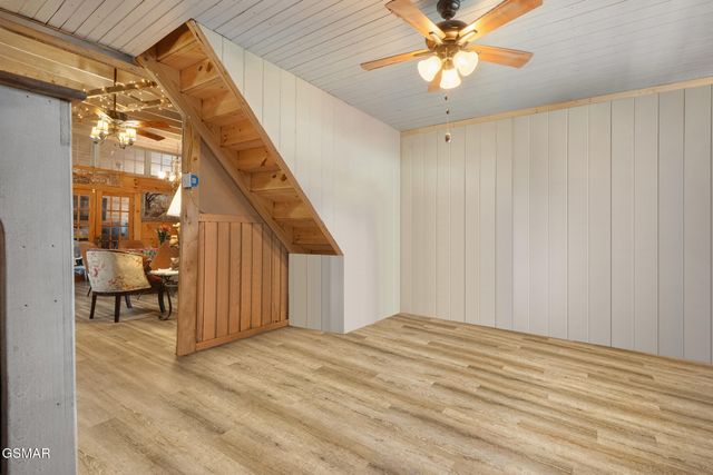 557 High Country Way, Cosby, TN 37722