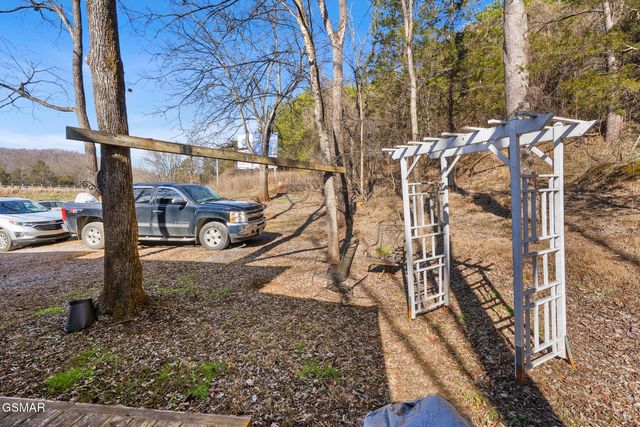 557 High Country Way, Cosby, TN 37722