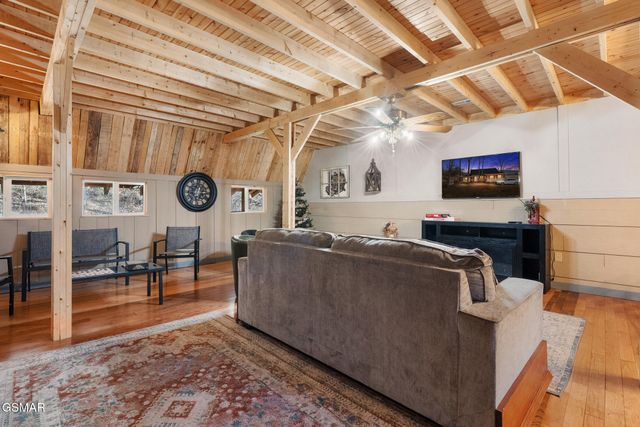 557 High Country Way, Cosby, TN 37722