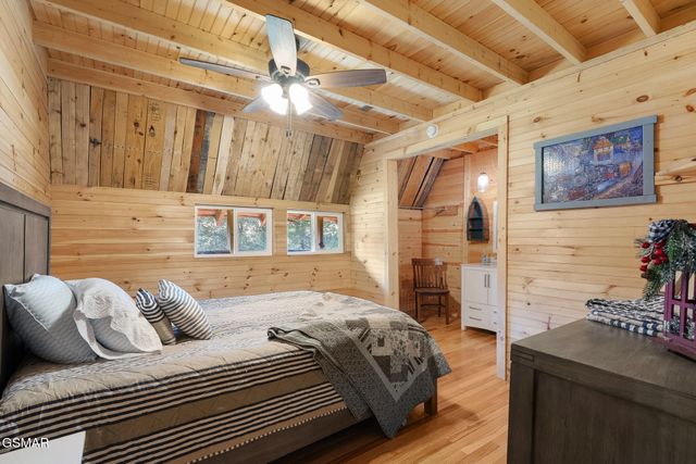 557 High Country Way, Cosby, TN 37722