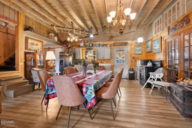 557 High Country Way, Cosby, TN 37722