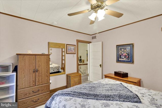 375 SUNSET RD, Reading, PA 19611