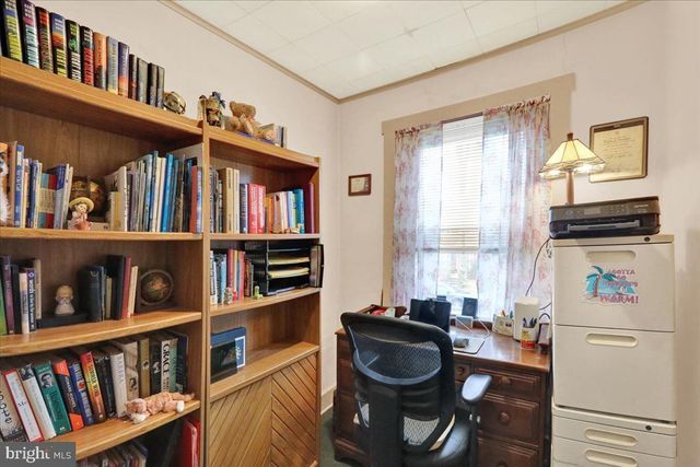 375 SUNSET RD, Reading, PA 19611