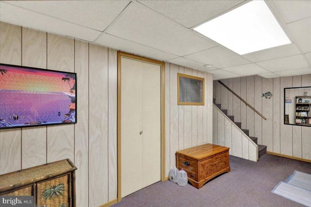 375 SUNSET RD, Reading, PA 19611