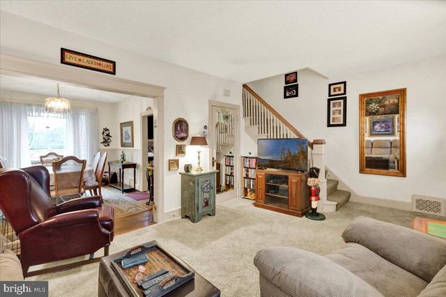 375 SUNSET RD, Reading, PA 19611