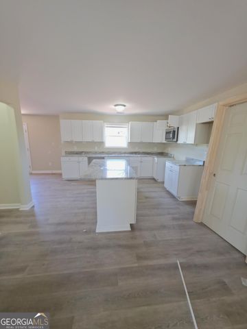 95 Charlotte Drive, Statham, GA 30666