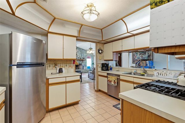 215 SANTA ROSA DRIVE, Winter Haven, FL 33884