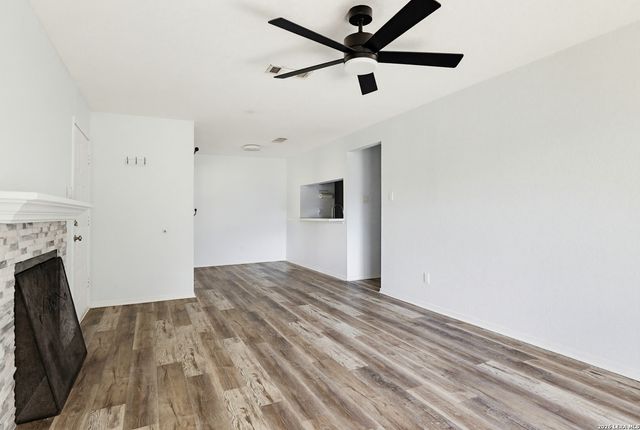 14343 Judson Rd Apt 405, San Antonio, TX 78233